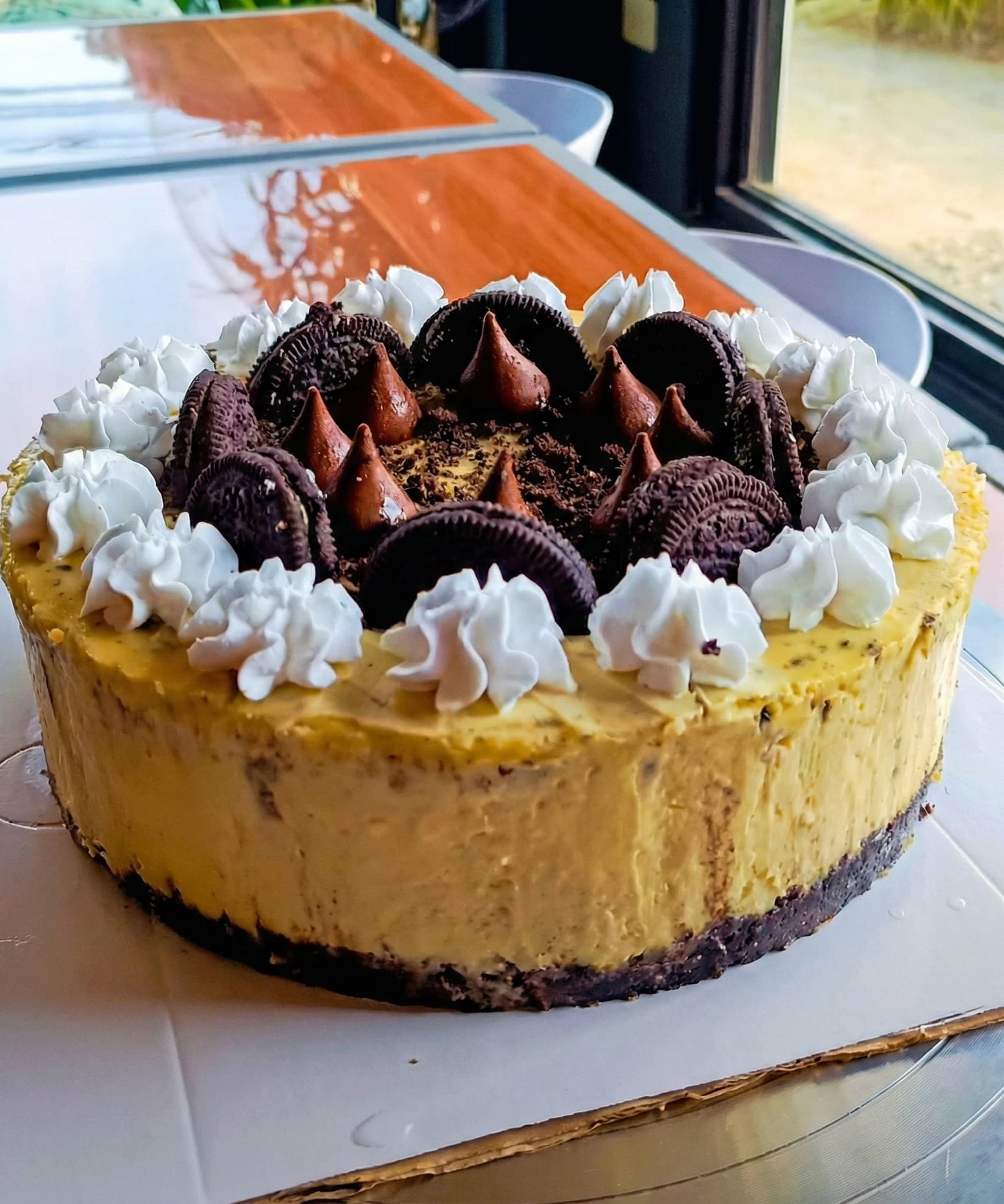 Cookies & Cream Cheesecake